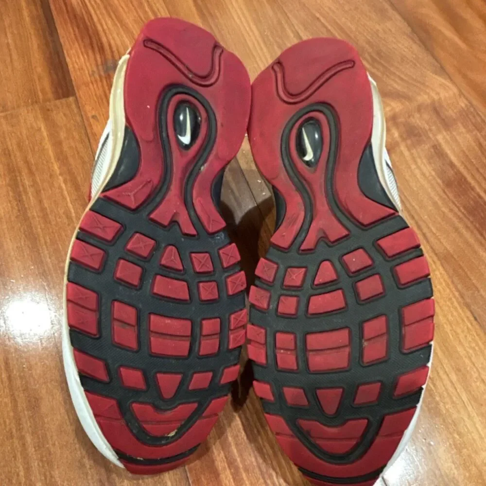 Nike Men’s Air Max 97 White Gray Red Black Solid Low Top Sneakers size 9.5